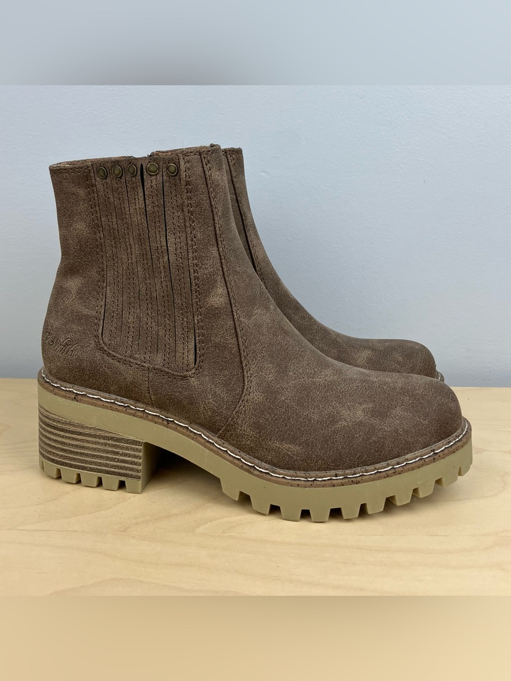Blowfish Malibu Women’s Size 7.0 Leah Lug Heel Brown Vegan Ankle Boots NEW